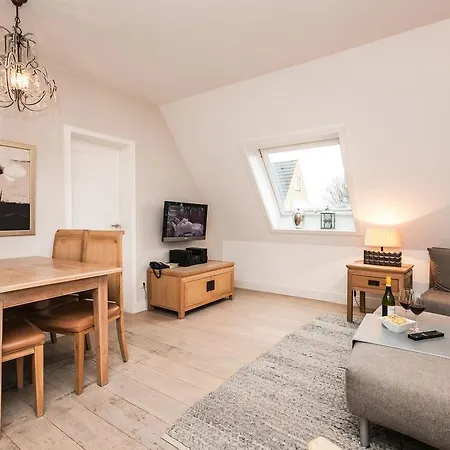 Sylter Hahn Hotel 3*
